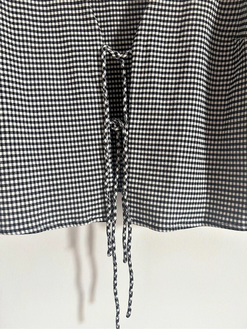 Lovers + Friends Liam Crop Top Gingham Top in Black & White - Picture 5 of 6